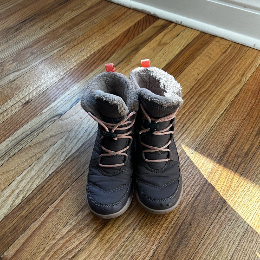 Sorel snowboots, kids